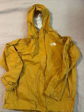 LIKE NEW, Women’s North Face, SIZE XL, windbreaker, packable rain cover, yellow